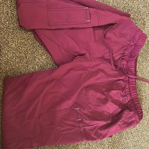 Maroon scrub star only worn once